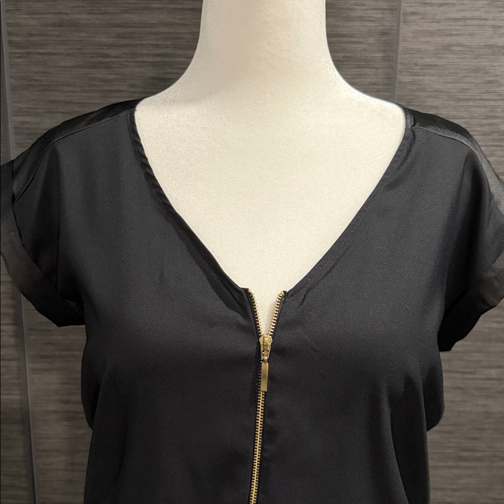 Express Zip-Front Satin Blouse - Picture 2 of 9